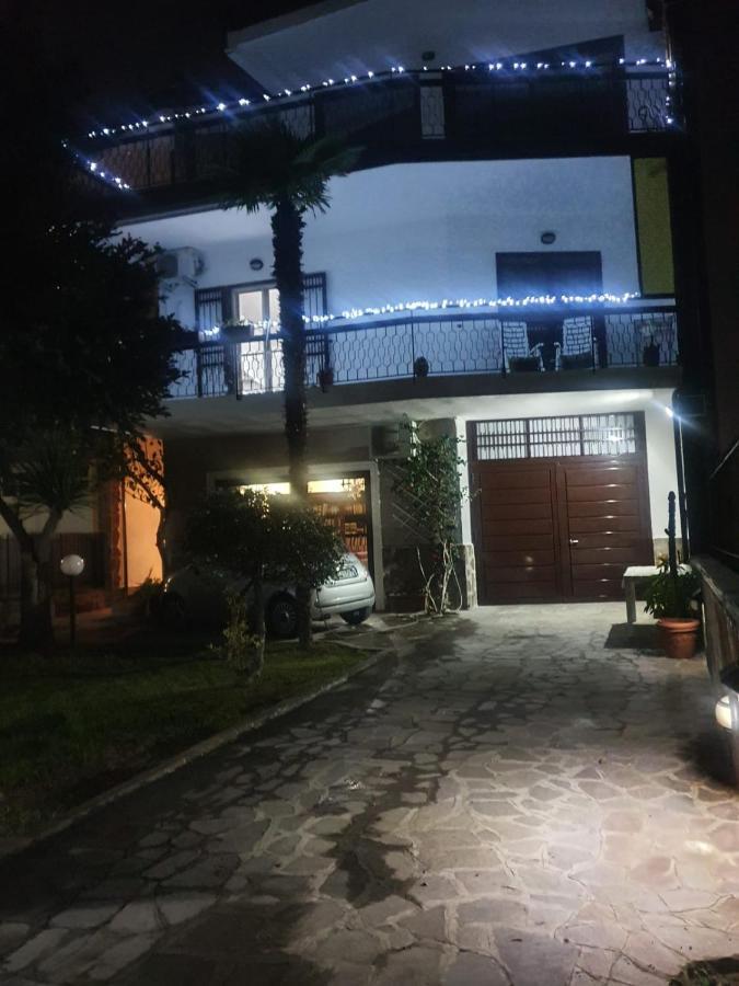 Bed and Breakfast Ospitalita Il Noce Brusciano Exterior foto