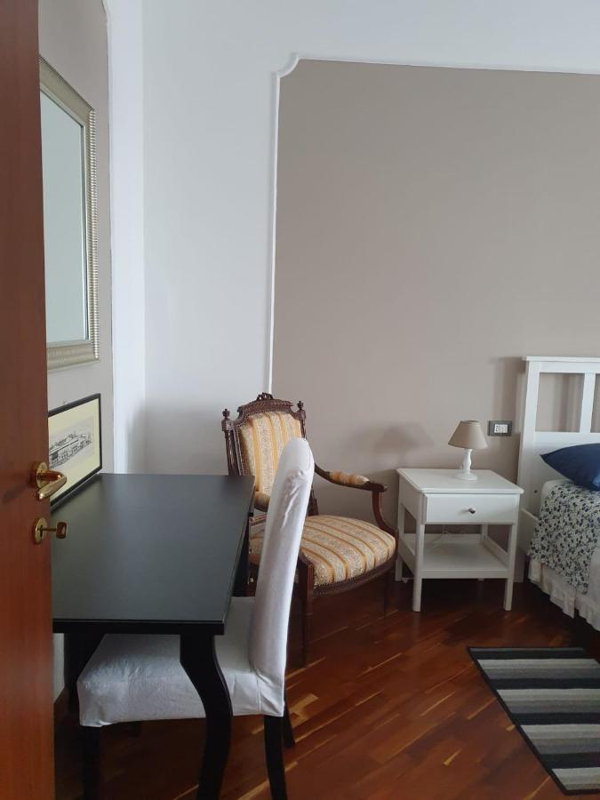 Bed and Breakfast Ospitalita Il Noce Brusciano Exterior foto