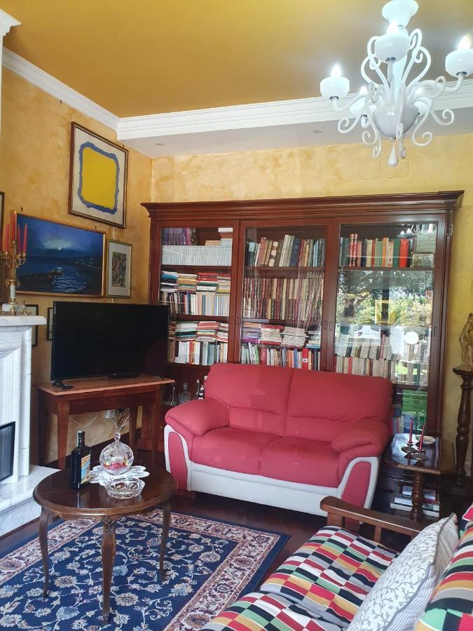 Bed and Breakfast Ospitalita Il Noce Brusciano Exterior foto